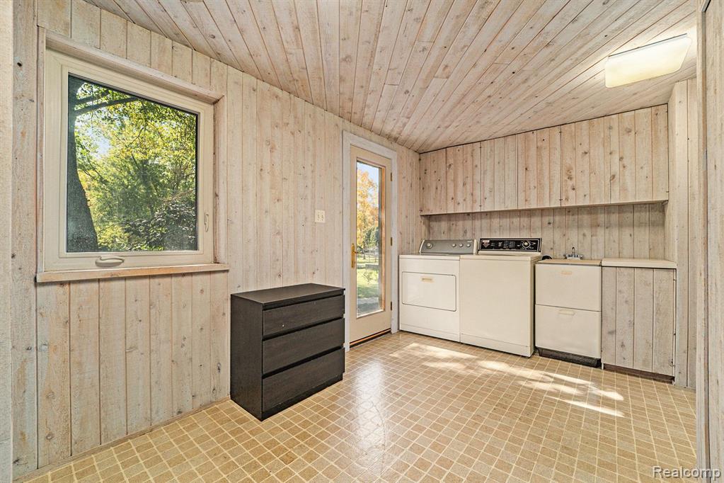 2849 West Wattles Road Troy, MI 48098 - Photo 30 of 42 Gallery Image 30