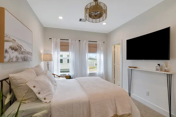 $2,550 | 1106 Paul Quinn Street, Unit P, Houston, TX 77091