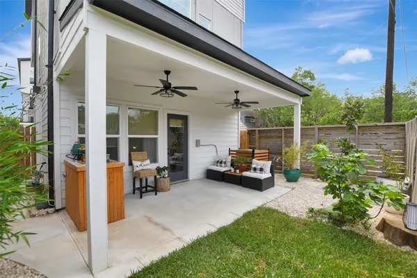 $2,550 | 1106 Paul Quinn Street, Unit P, Houston, TX 77091