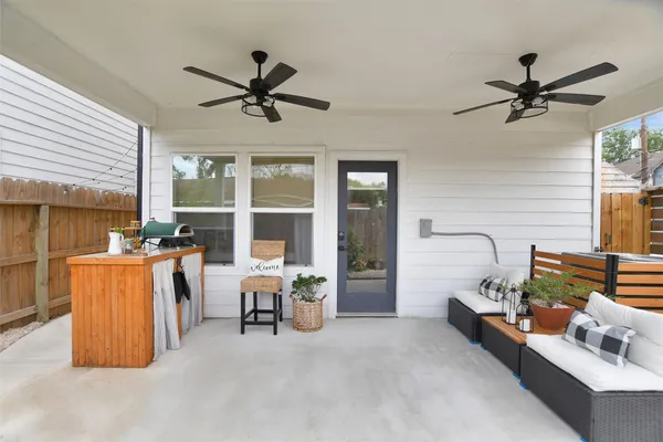 $2,550 | 1106 Paul Quinn Street, Unit P, Houston, TX 77091