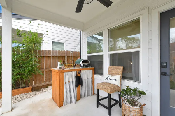 $2,550 | 1106 Paul Quinn Street, Unit P, Houston, TX 77091