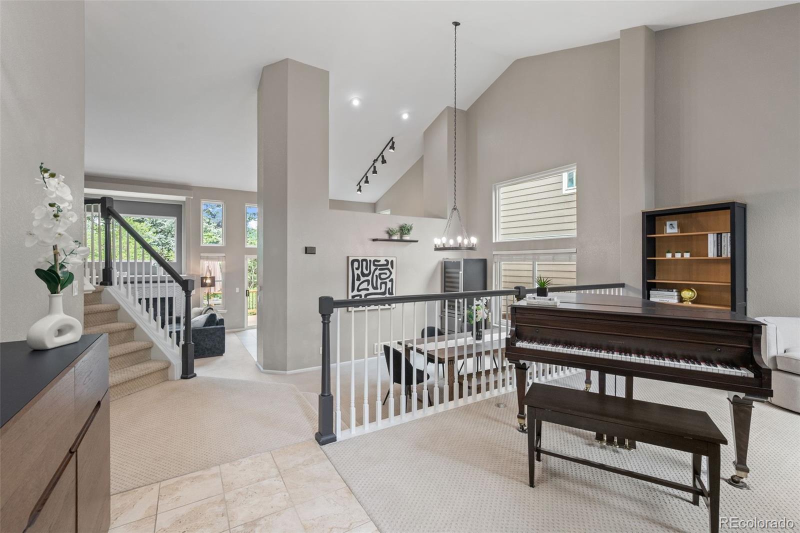 9868 Sylvestor Road Highlands Ranch, CO 80129 - Photo 4 of 49 Gallery Image 4