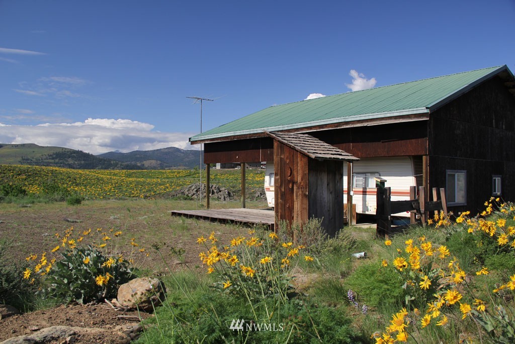 108 D Rendezvous Road Winthrop, WA 98862 - Photo 9 of 18 Gallery Image 9
