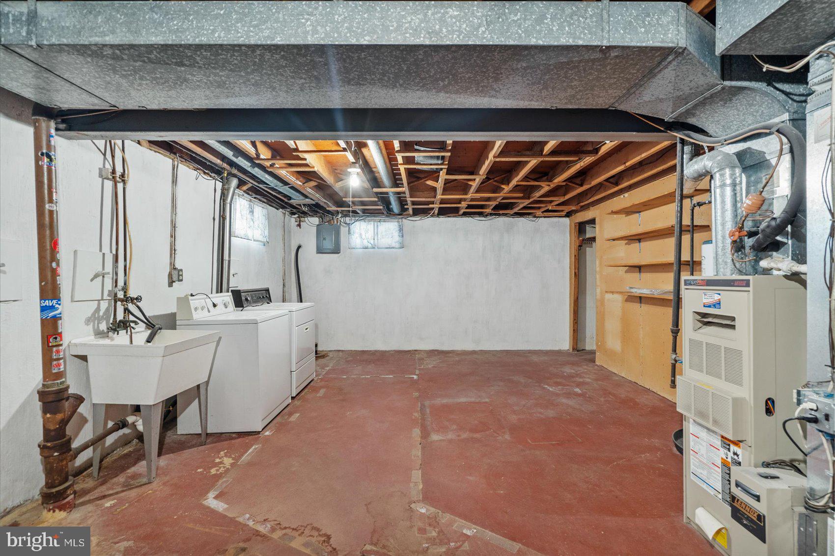 2324 Holyoke Road Baltimore, MD 21237 - Photo 16 of 23 Gallery Image 16