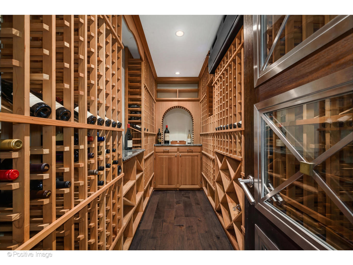 11 East Walton Street, Unit 3201 Chicago, IL 60611 - Photo 19 of 42 a view of entryway with a front door