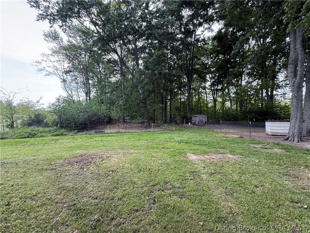 2718 North Bethlehem Road Austin, IN 47102 - Photo 9 of 17
