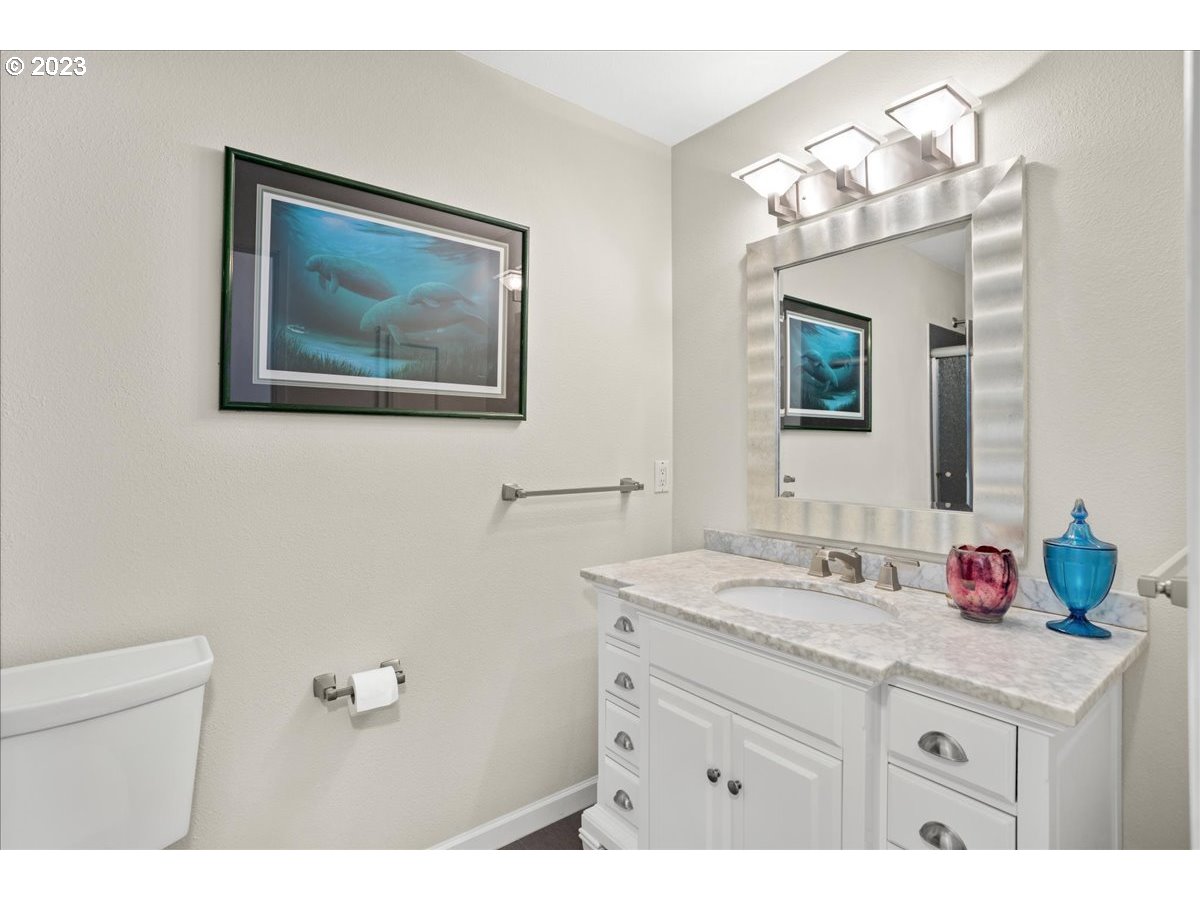 5630 South Riverside Lane, Unit 24 Portland, OR 97239 - Photo 21 of 40 Gallery Image 21