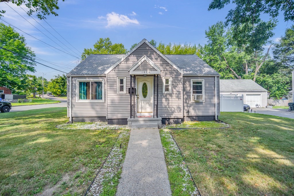 1070 Liberty Street Springfield, MA 01104 - Photo 1 of 25