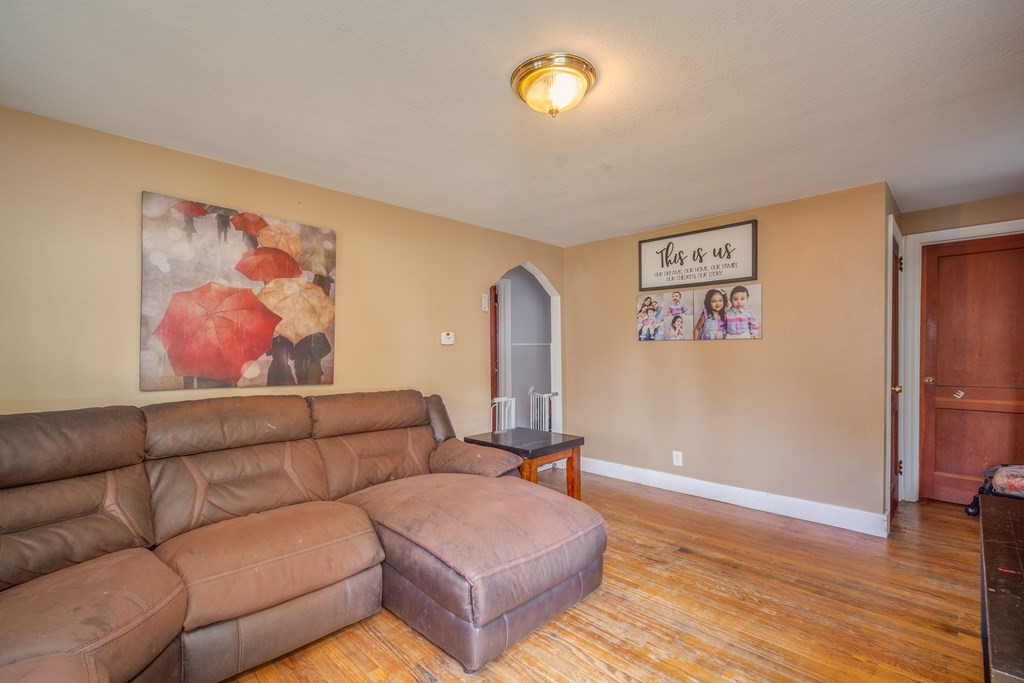 1070 Liberty Street Springfield, MA 01104 - Photo 15 of 25