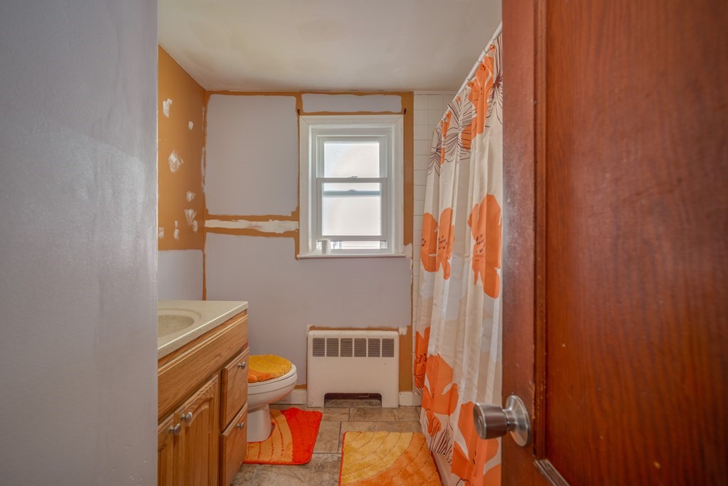 1070 Liberty Street Springfield, MA 01104 - Photo 16 of 25