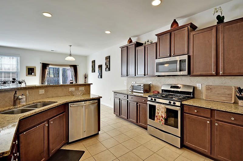 266 Overcup Loop Summerville, SC 29486 - Photo 10 of 35 DSC_0547_DSC_0553-copy