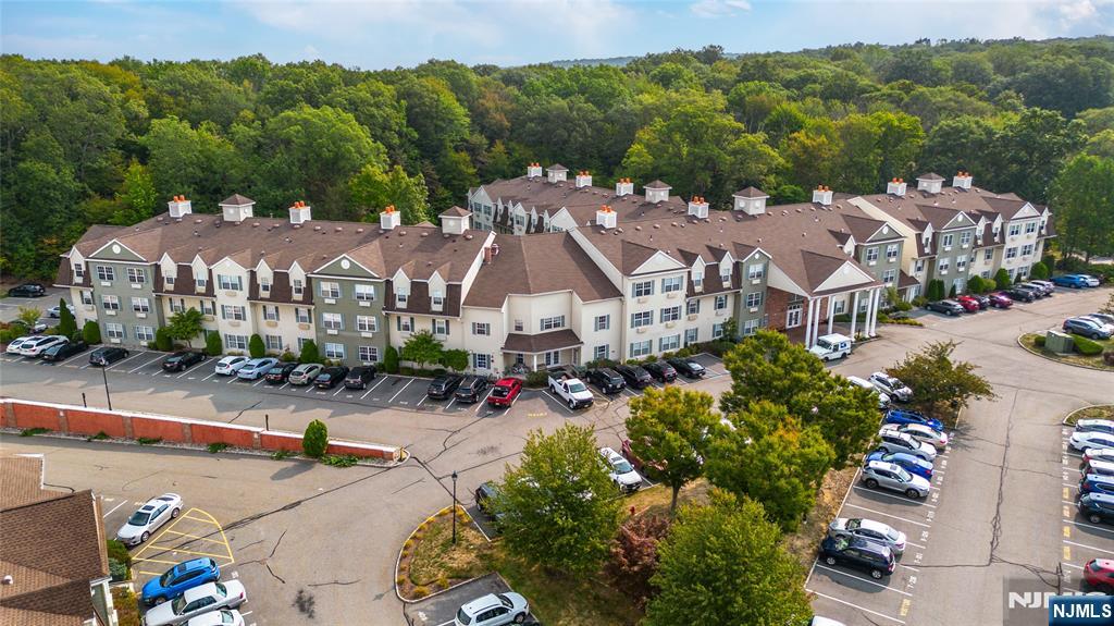 9302 Richmond Road West Milford, NJ 07480 - Photo 2 of 33