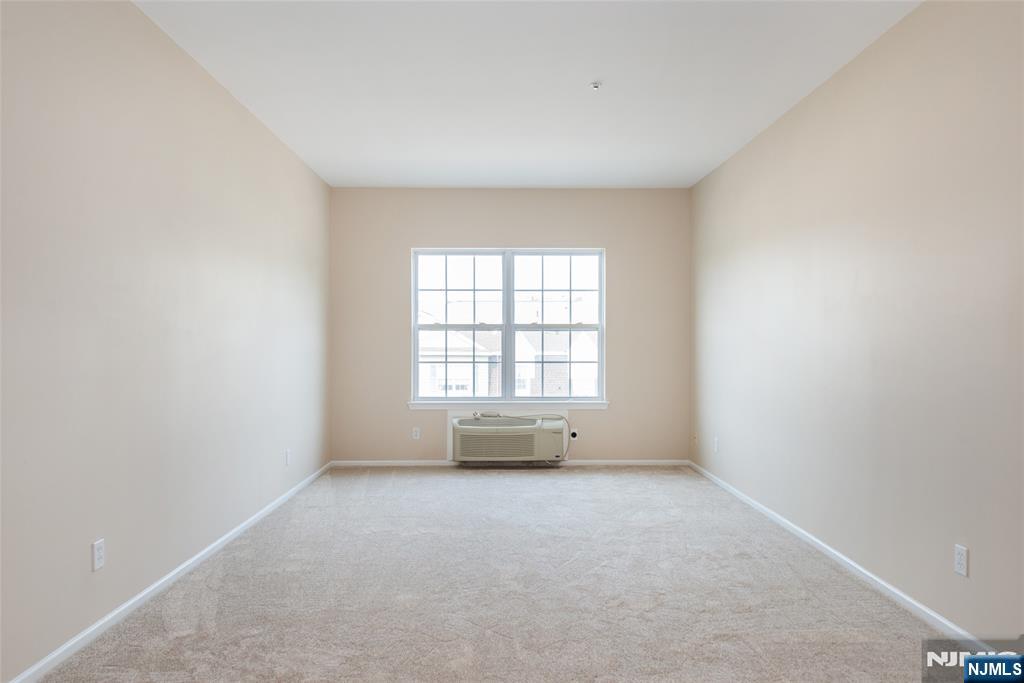 9302 Richmond Road West Milford, NJ 07480 - Photo 24 of 33