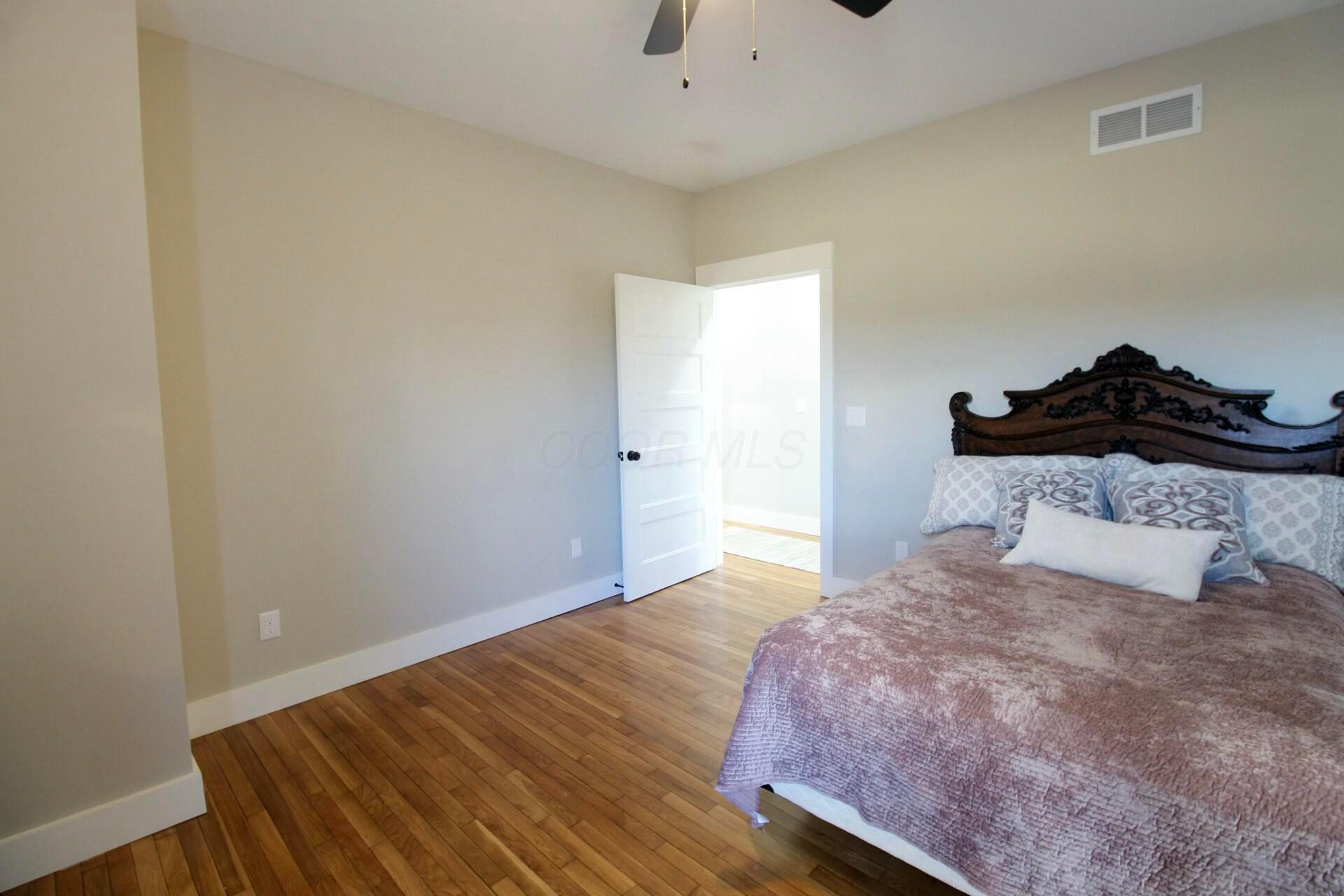 2552 Clearcreek Road Southwest Lancaster, OH 43130 - Photo 17 of 84 Bedroom 2