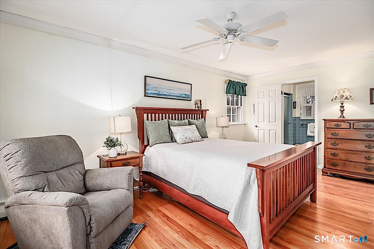 3 Hawthorne Hill Road Newtown, CT 06470 - Photo 28 of 40 Primary bedroom Offers the Comfort of its Own Private Full Bath