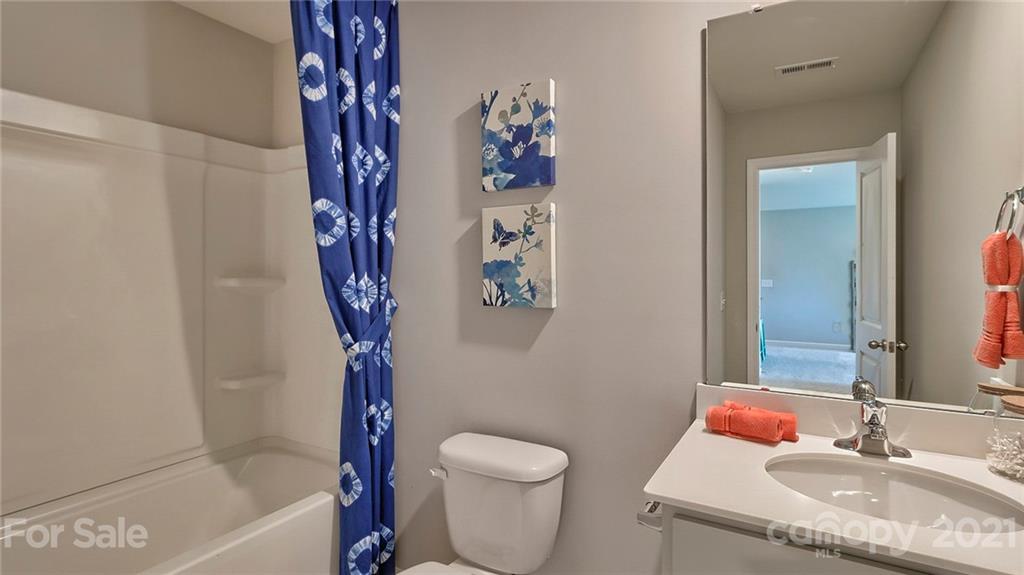 922 Elliott Road, Unit 4016 Charlotte, NC 28216 - Photo 36 of 37 Gallery Image 36