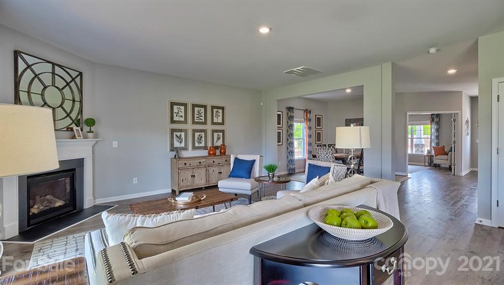 922 Elliott Road, Unit 4016 Charlotte, NC 28216 - Photo 10 of 37 Gallery Image 10