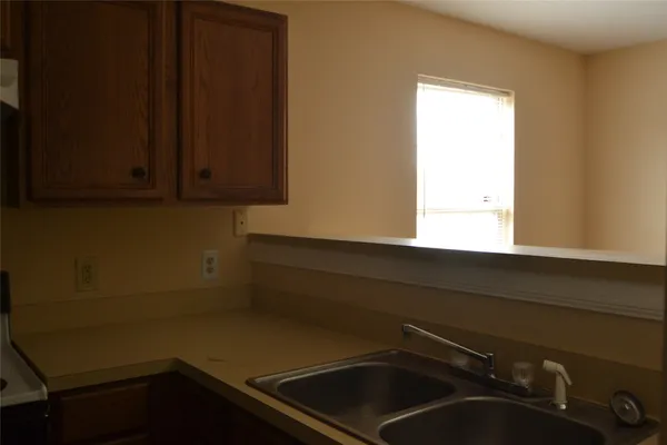 a building outdoor space with street view