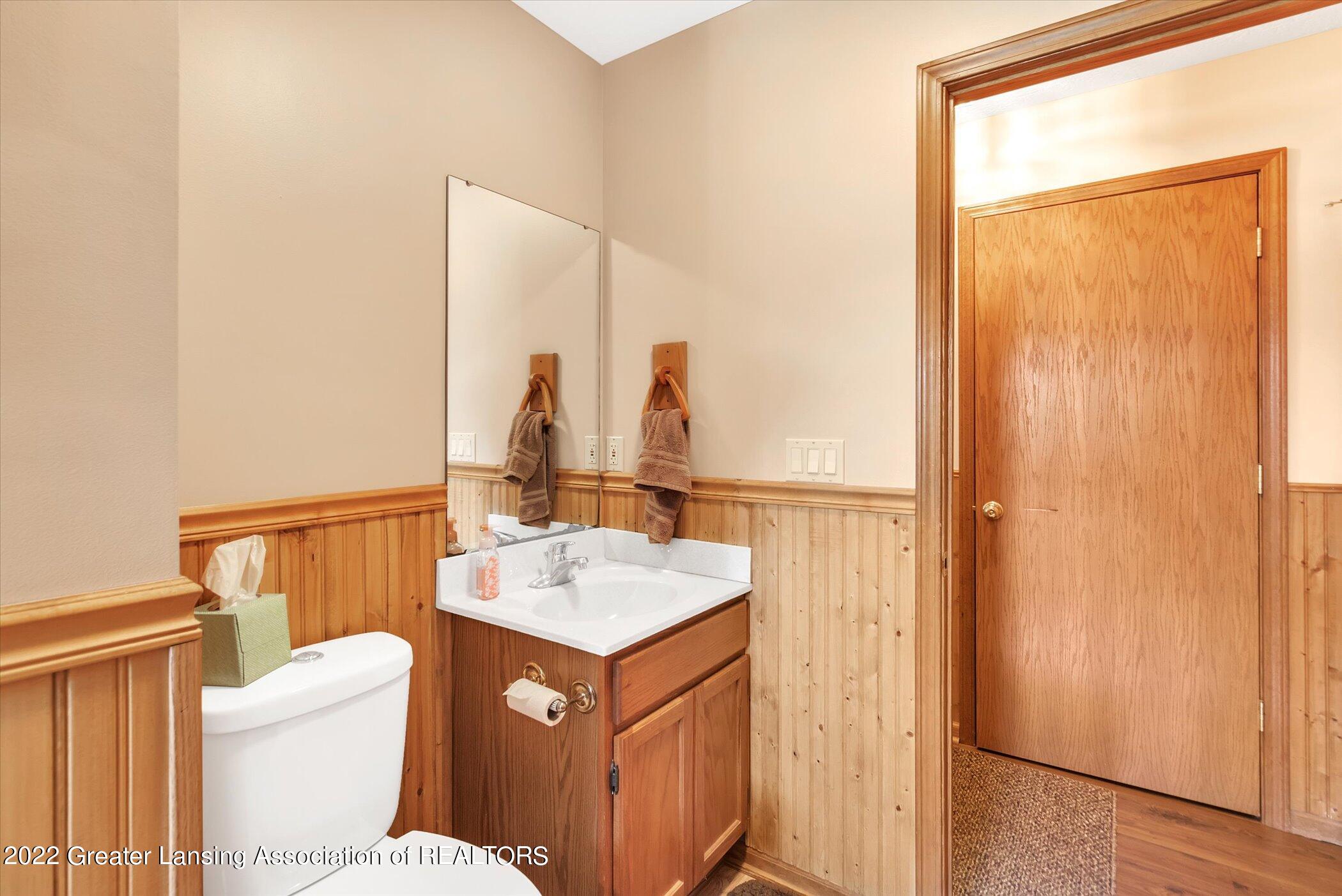 11263 Risner Lane Eaton Rapids, MI 48827 - Photo 30 of 42 31-11263-Risner-Ln-WindowStill-Real-Esta