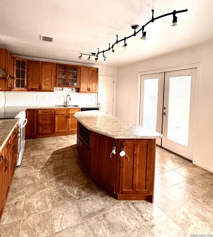 $1,850 | 261 Hinge Path, Cibolo, TX 78108