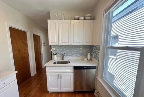 $3,990 | 359-361 Western Avenue, Unit 3, Cambridge, MA 02139