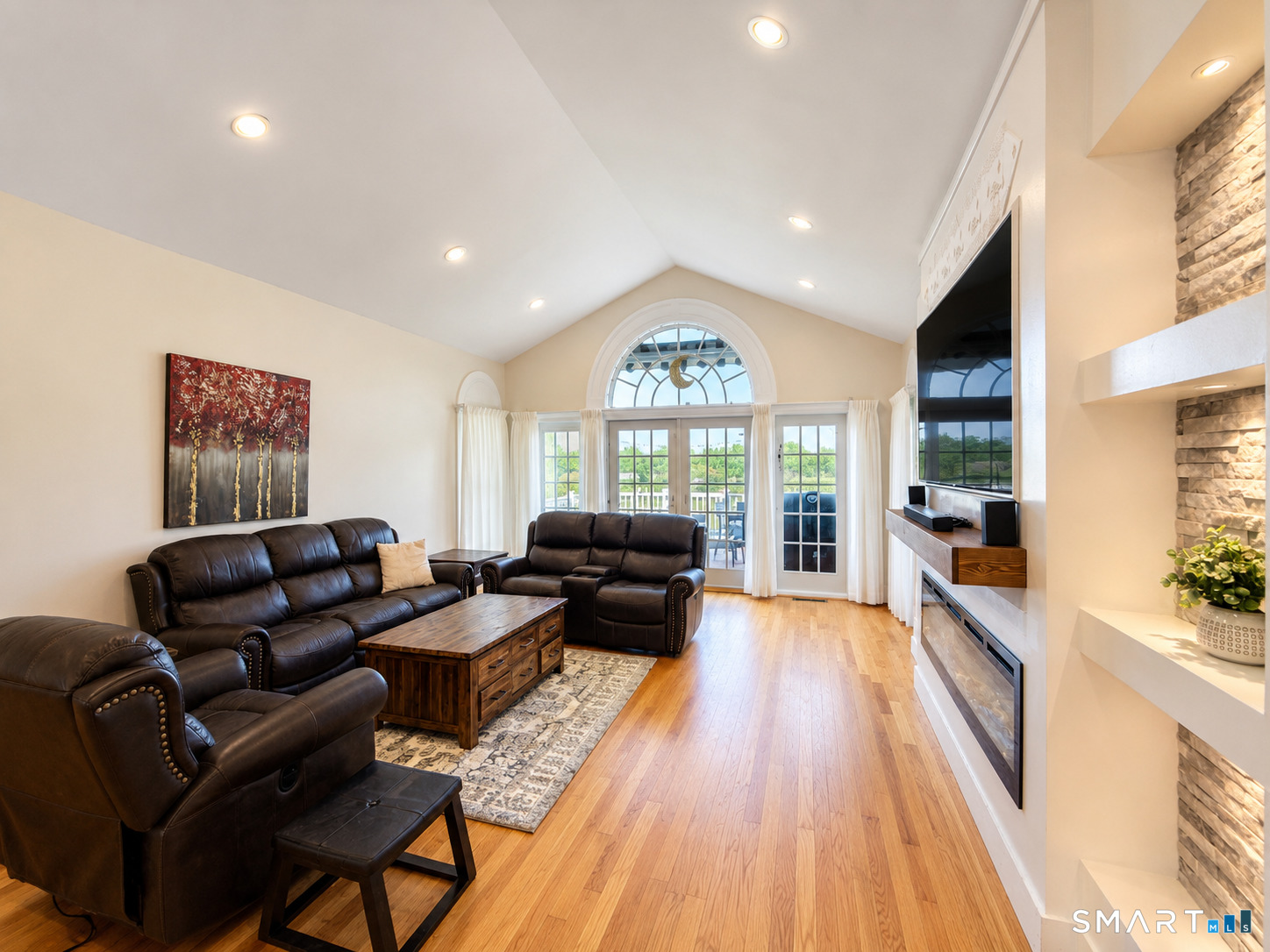 43 Barber Hill Road East Windsor, CT 06016 - Photo 12 of 33