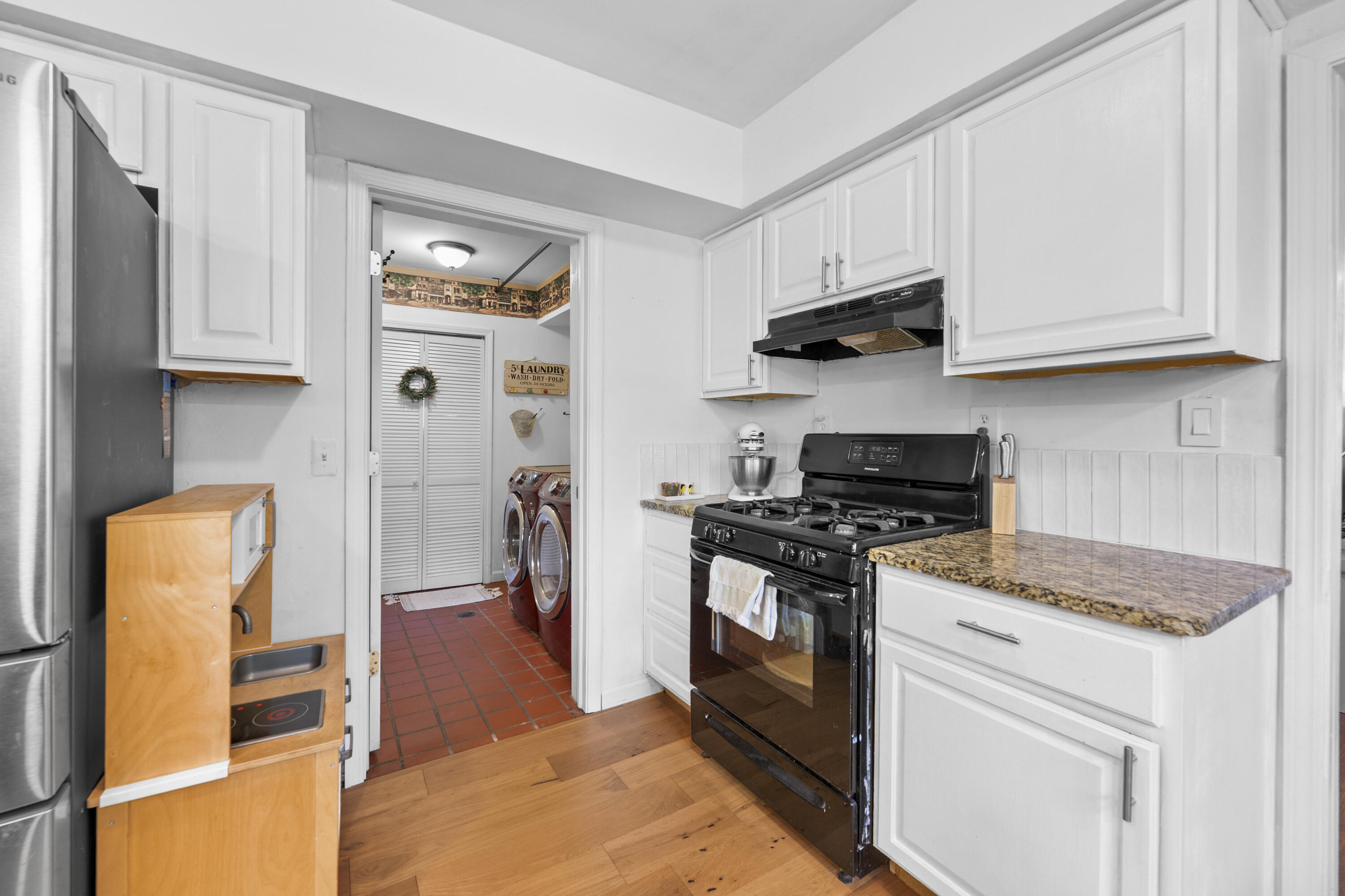 950 Gallaland Avenue Rochester Hills, MI 48307 - Photo 14 of 36 DSC_8961