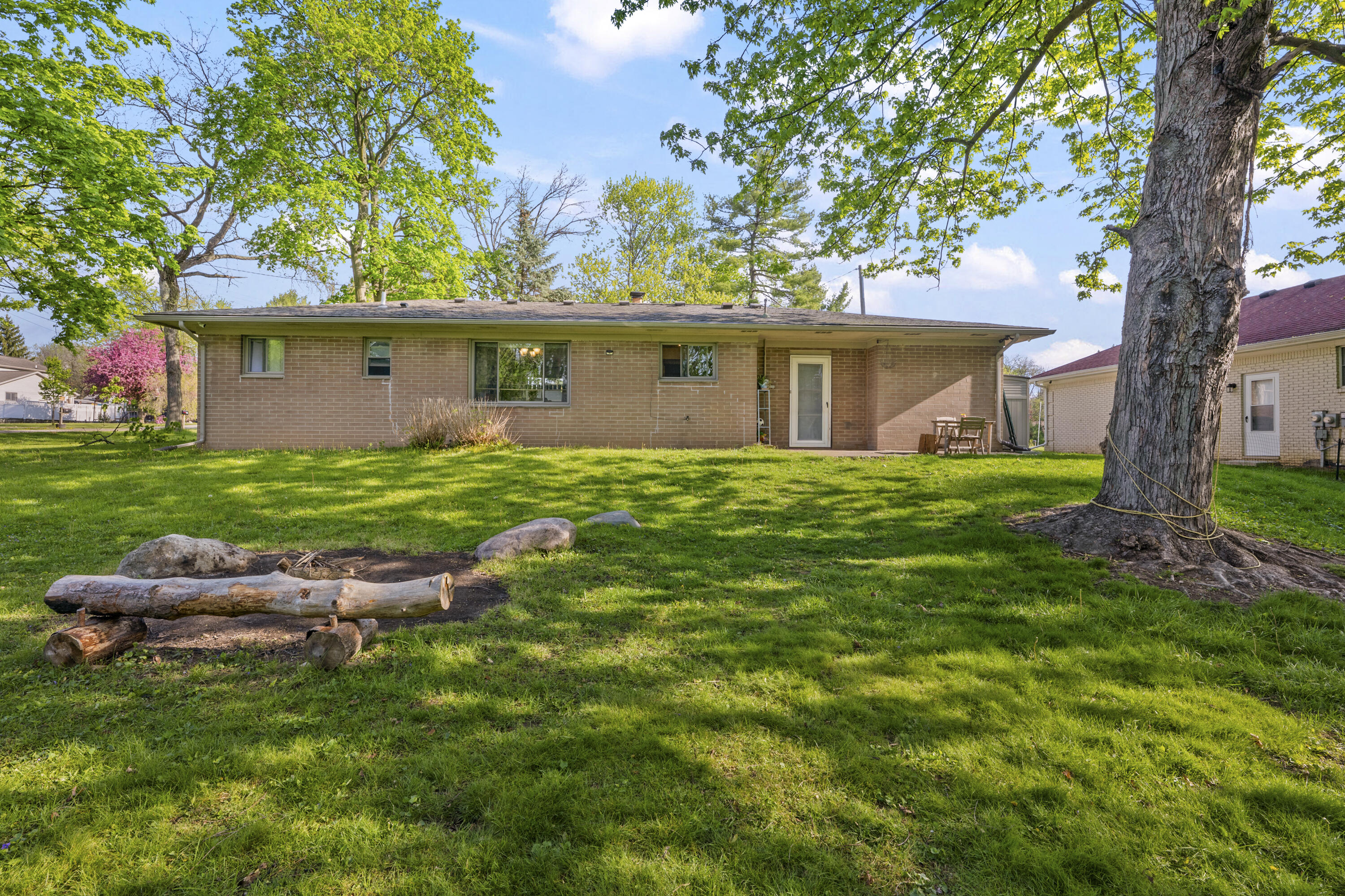 950 Gallaland Avenue Rochester Hills, MI 48307 - Photo 31 of 36 DSC_8901