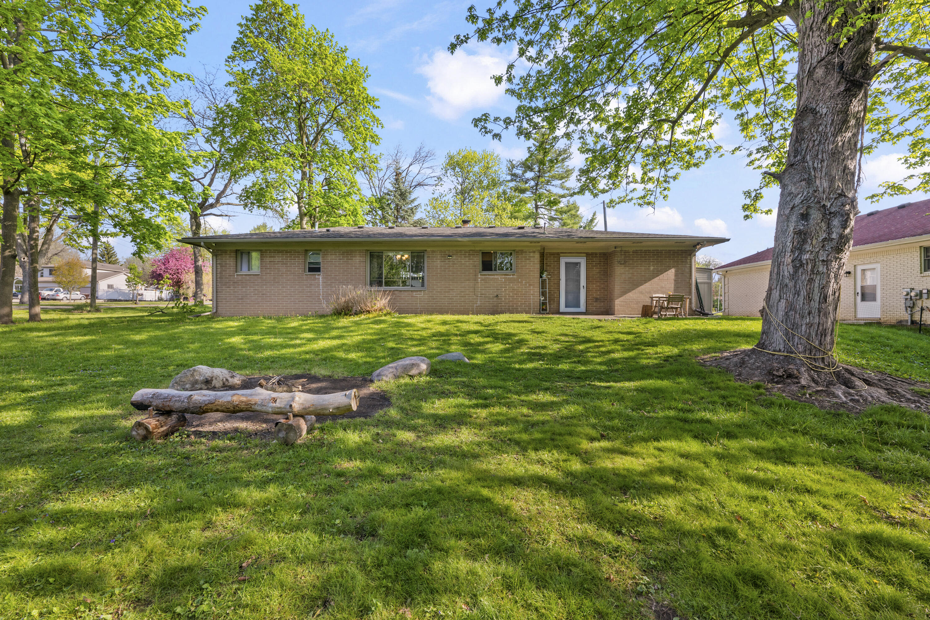950 Gallaland Avenue Rochester Hills, MI 48307 - Photo 33 of 36 DSC_8896
