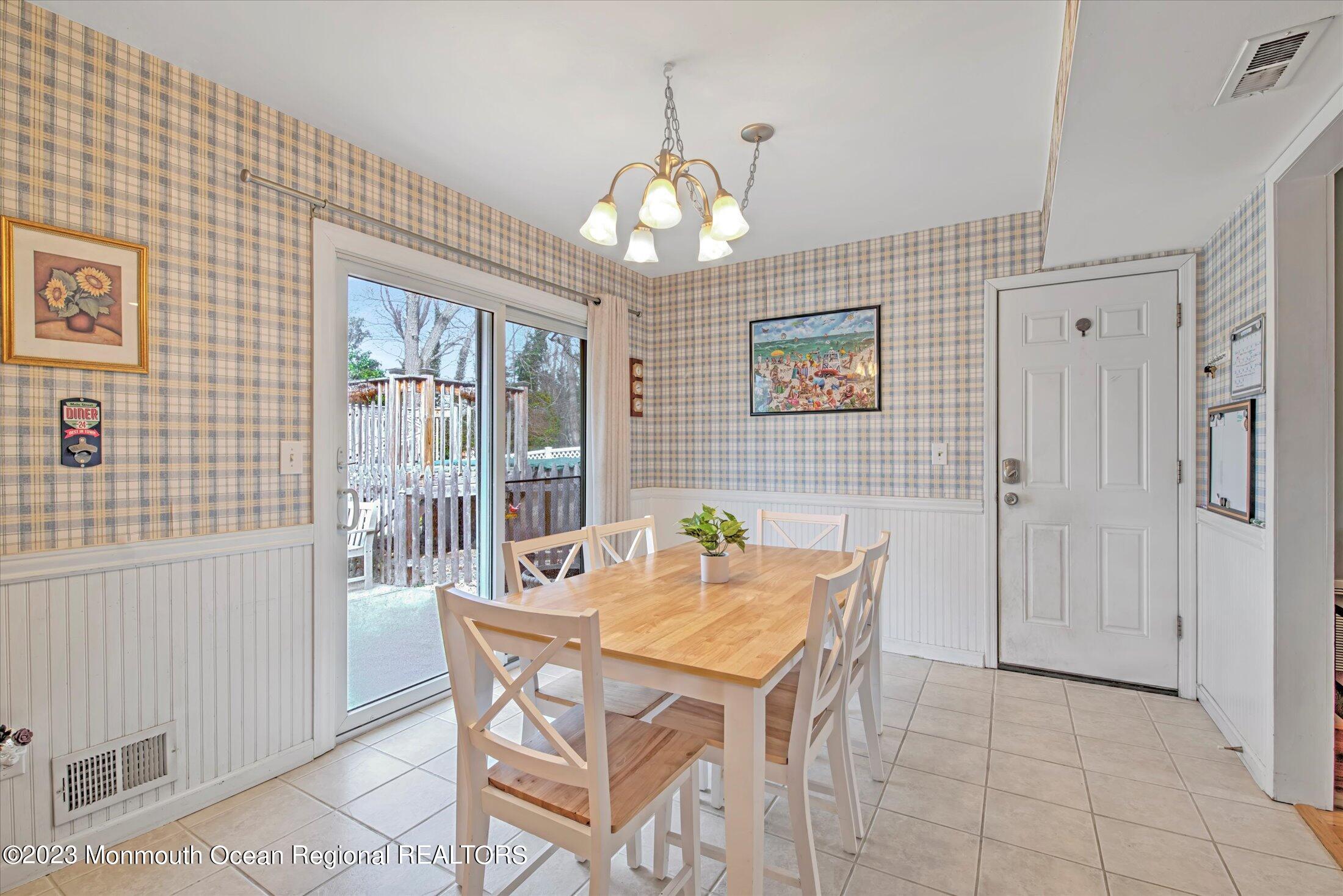 22 Timberline Drive Howell, NJ 07731 - Photo 13 of 43 13-KITCHEN