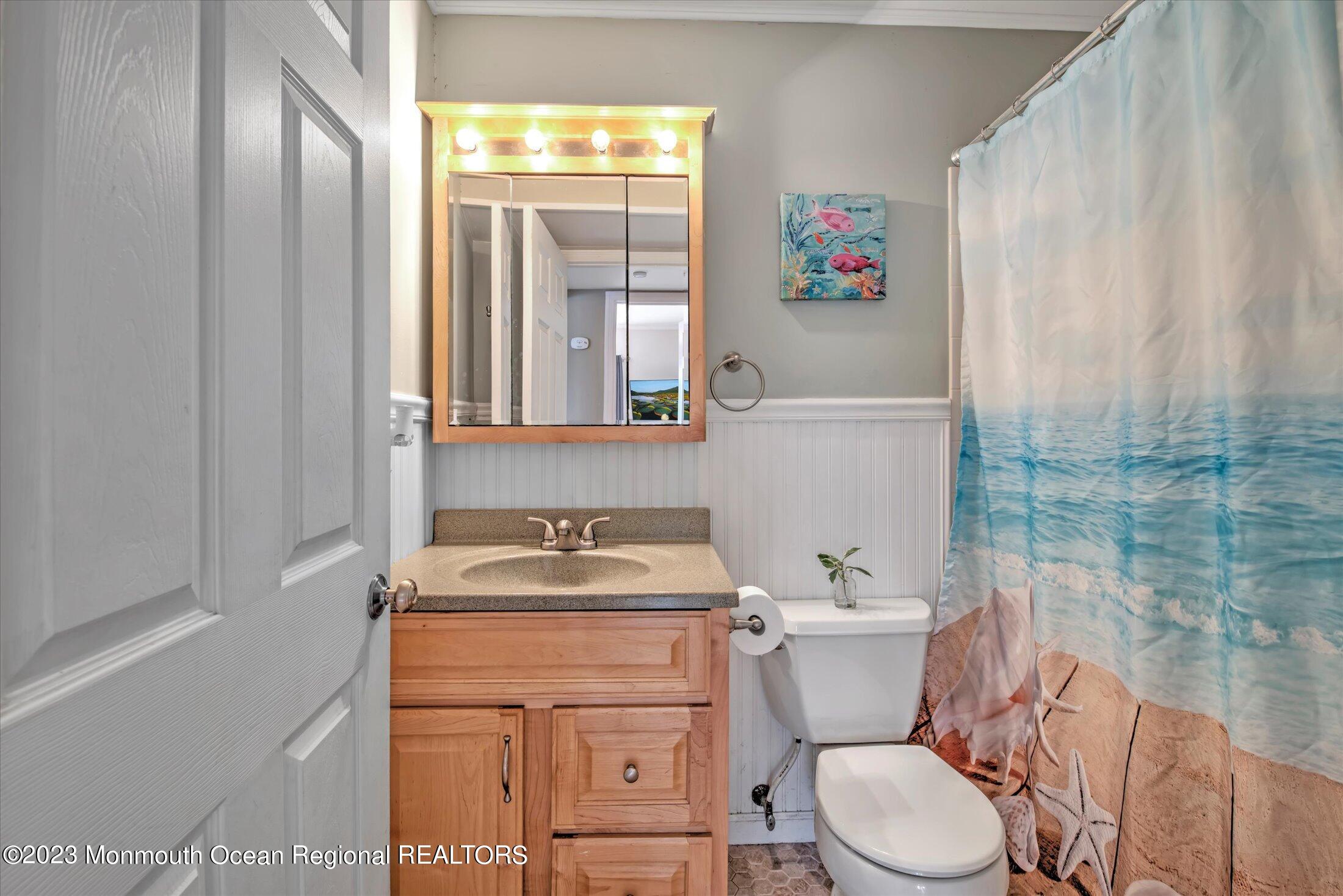 22 Timberline Drive Howell, NJ 07731 - Photo 25 of 43 25-BATHROOM