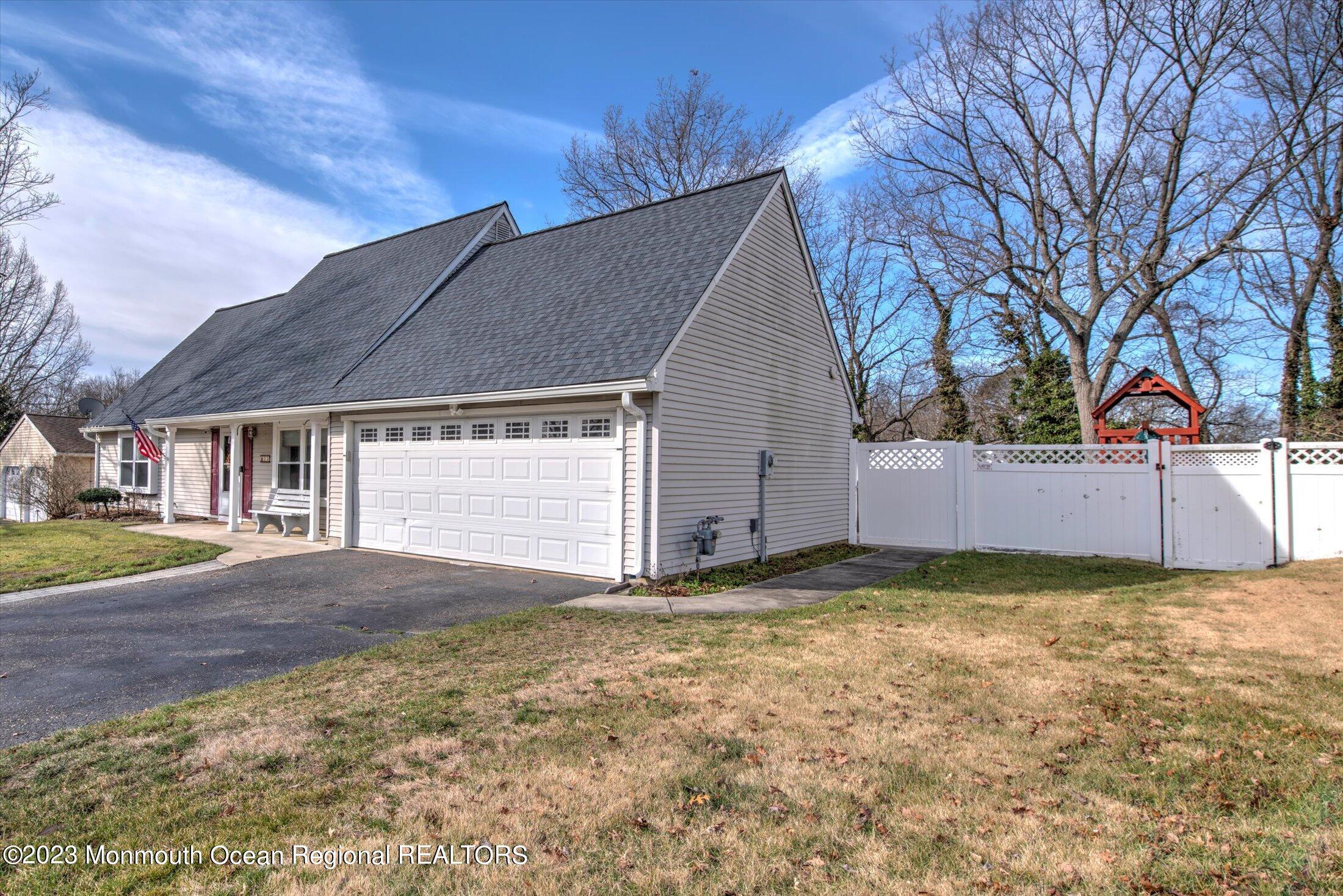 22 Timberline Drive Howell, NJ 07731 - Photo 3 of 43 03-FRONT