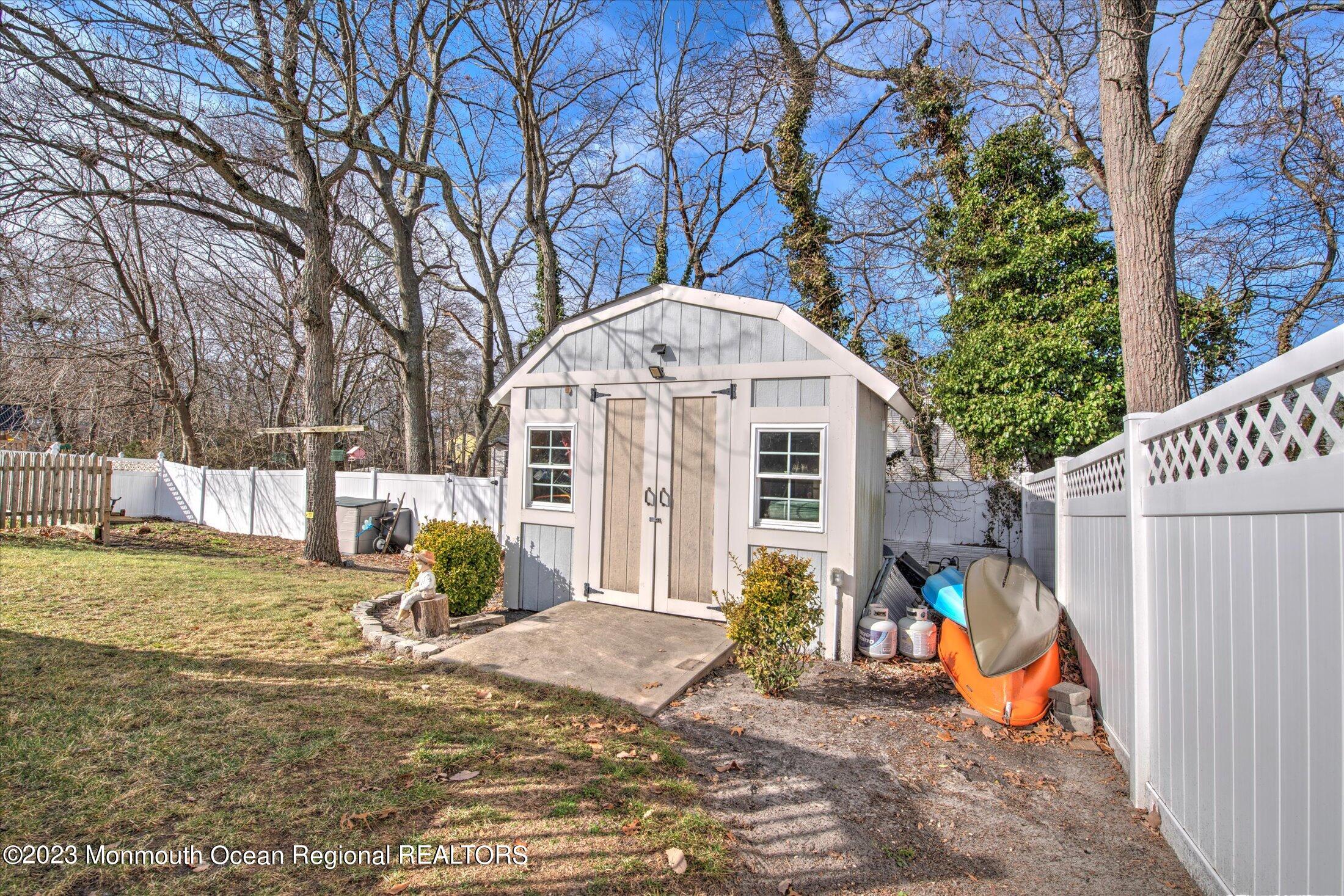 22 Timberline Drive Howell, NJ 07731 - Photo 33 of 43 33-BACK YARD
