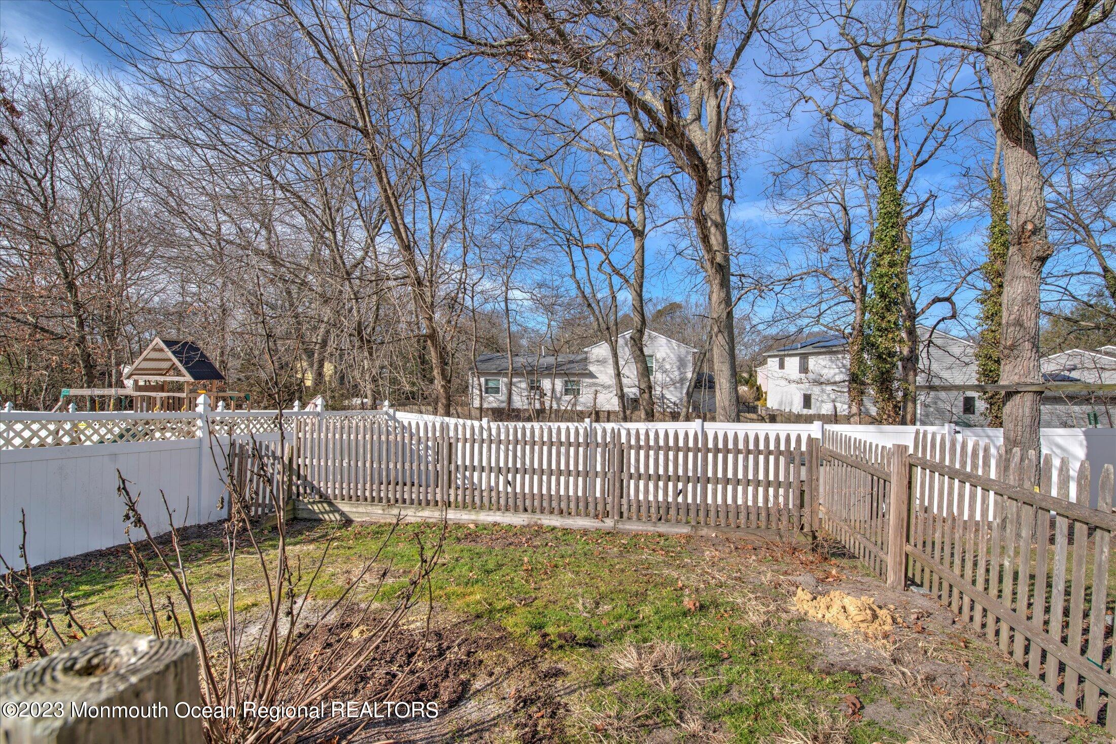 22 Timberline Drive Howell, NJ 07731 - Photo 38 of 43 39-BACK YARD