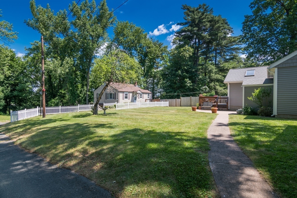 1466-1468 Page Boulevard Springfield, MA 01104 - Photo 27 of 42