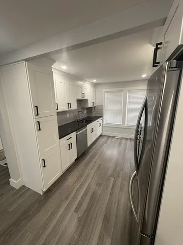 $2,500 | 23 Griggs Street, Unit 1, Dracut, MA 01826