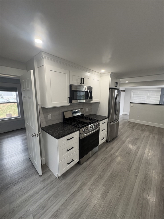 23 Griggs Street, Unit 1 Dracut, MA 01826 - Photo 4 of 18