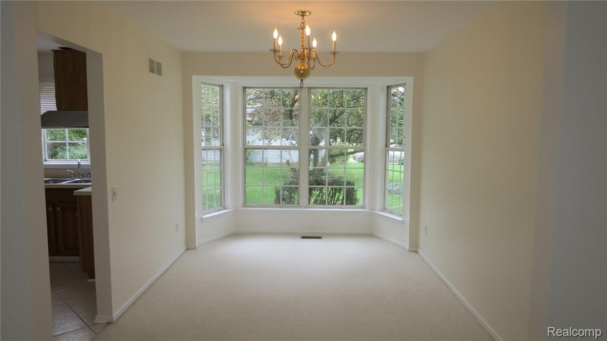 44984 Saltz Road Canton, MI 48187 - Photo 12 of 40 IMG_5032.JPG