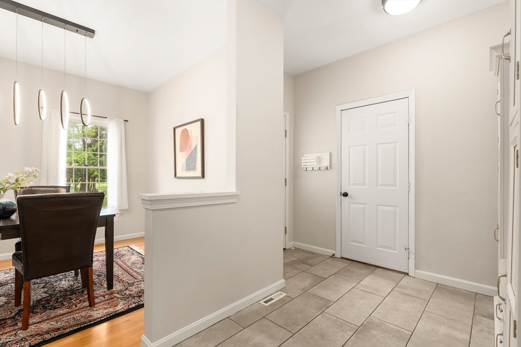 419 Hudson Road Sudbury, MA 01776 - Photo 16 of 42
