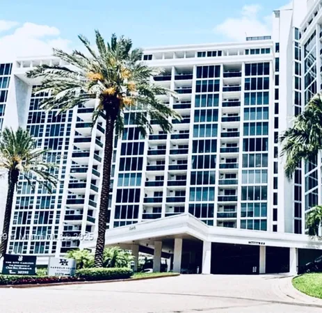$8,500 | 10275 Collins Avenue, Unit 1522, Bal Harbour, FL 33154
