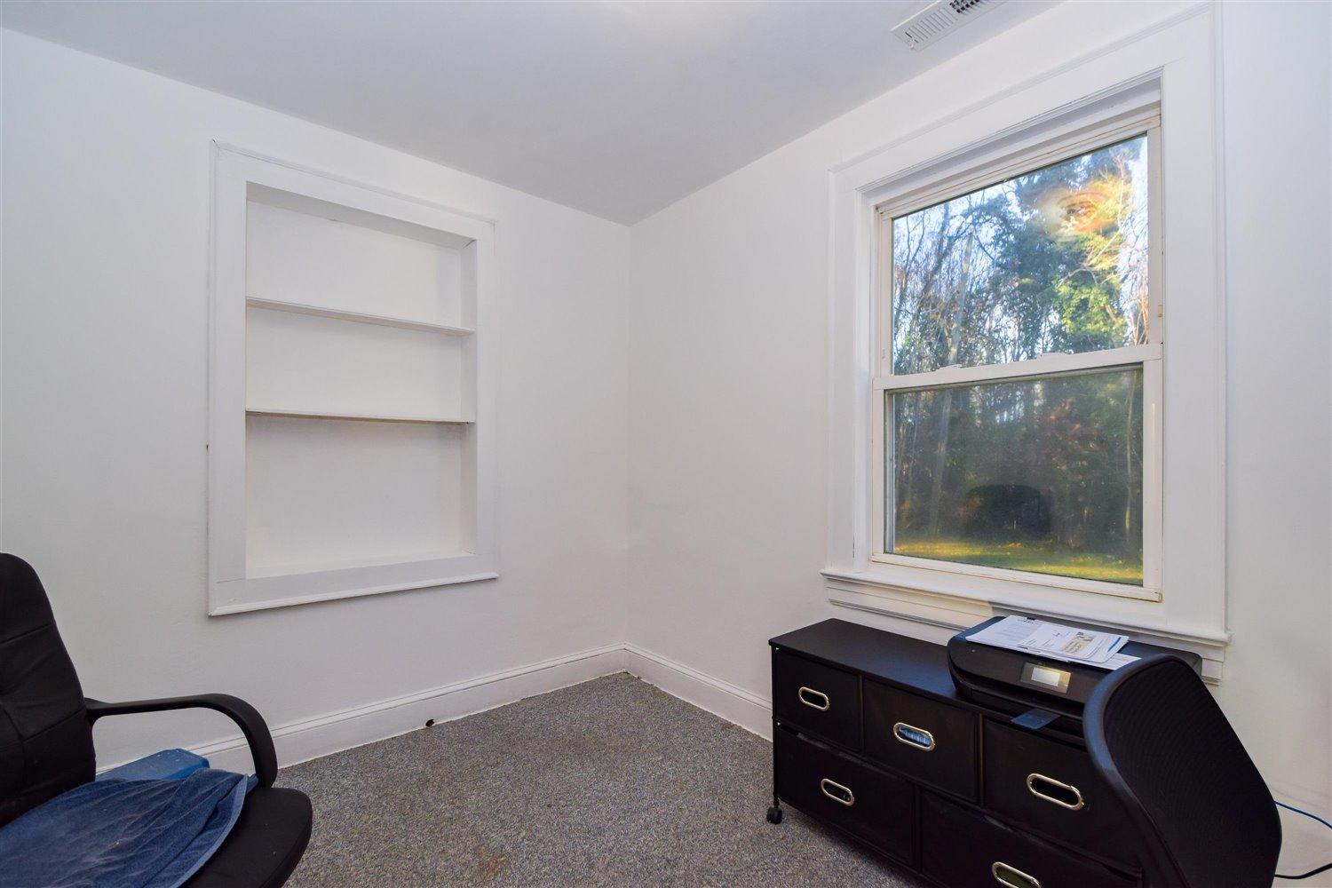6306 Roberta Road Roanoke, VA 24019 - Photo 16 of 27 a view of workspace with a window