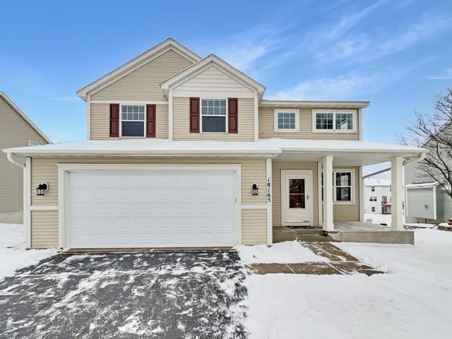 $555,000 | 18165 67th Place North, Maple Grove, MN 55311