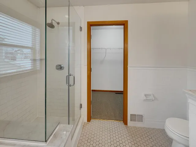 $555,000 | 18165 67th Place North, Maple Grove, MN 55311