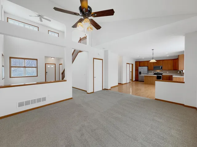 $555,000 | 18165 67th Place North, Maple Grove, MN 55311