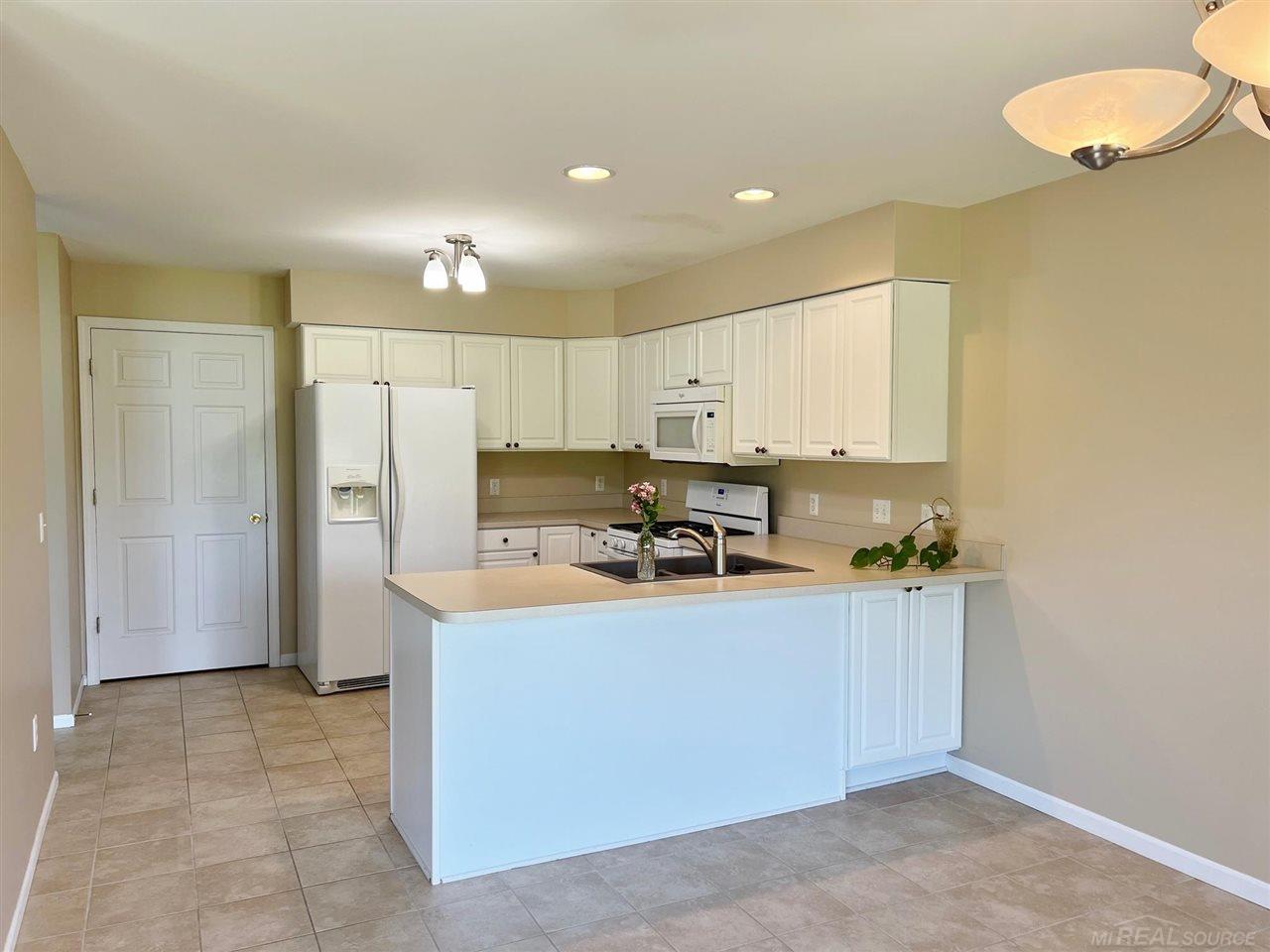 5400 Babcock Road Lexington, MI 48450 - Photo 7 of 26 50078692-6.JPG