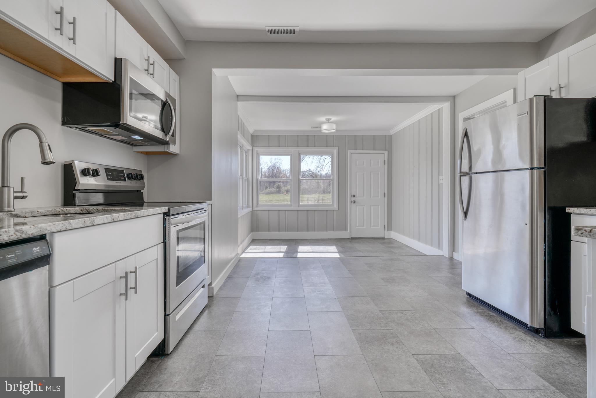 4347 Chapel Road Perry Hall, MD 21128 - Photo 11 of 52