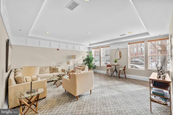 $2,850 | 4951 Brenman Park Drive, Unit 216, Alexandria, VA 22304