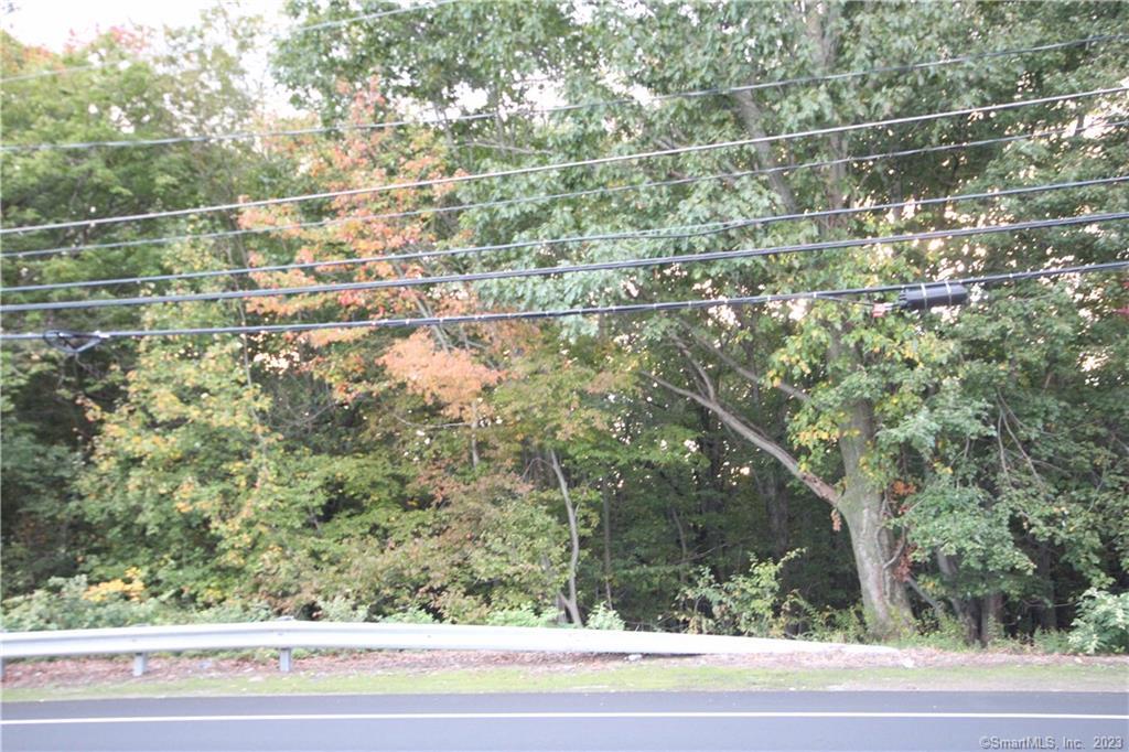 20 New Haven Road Prospect, CT 06712 - Photo 5 of 36