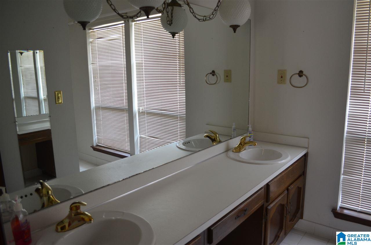 4635 Trussville Clay Road Trussville, AL 35173 - Photo 15 of 36