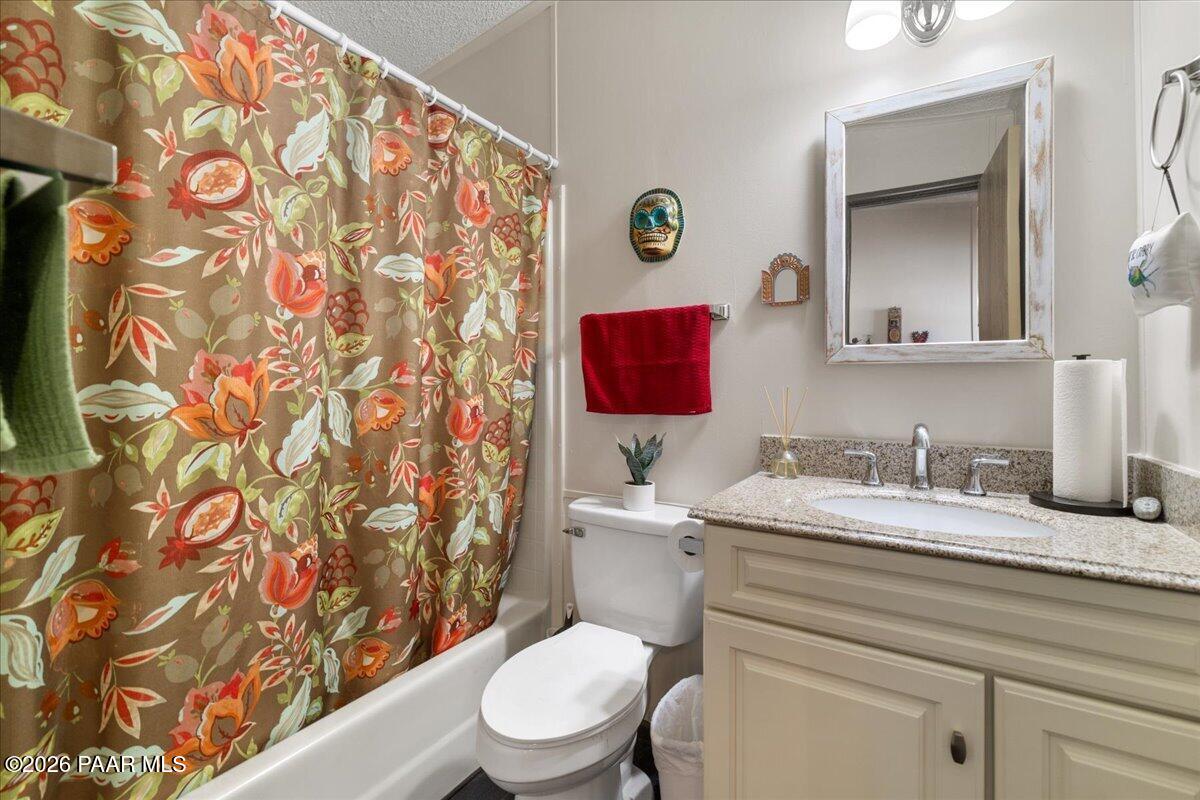 2099 Hillside Loop Road Prescott, AZ 86301 - Photo 14 of 26 14-Bathroom